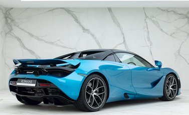 McLaren 720S Spider 11