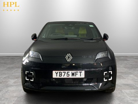 Renault 5 urban range 40kWh iconic five Hatchback 5dr Electric Auto (120 ps) Air Con 2