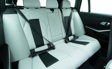 BMW M3 Competition xDrive Touring 12