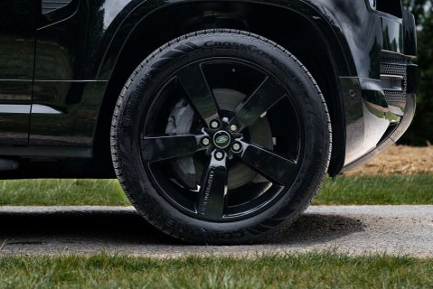Land Rover Defender P400e XS Edition 5