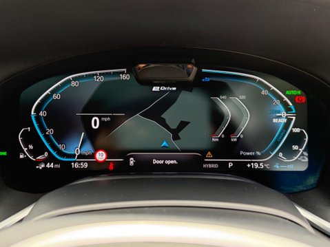 BMW 7 Series 3.0 745Le 12kWh M Sport Auto xDrive Euro 6 (s/s) 4dr 69