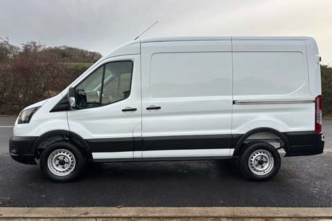 Ford Transit 350 Rwd L2 H2 130 ps Panel Van - Air Con / Rear Sensors 8