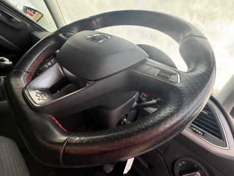 SEAT Leon ECOTSI FR TECHNOLOGY 20