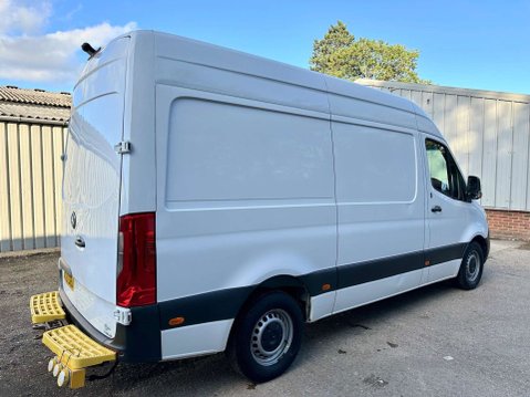 Mercedes-Benz Sprinter 2.1 316 CDI Progressive RWD L2 H2 Euro 6 (s/s) 5dr 4