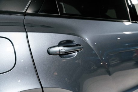 Bentley Bentayga V8 S. NOW SOLD. SIMILAR REQUIRED. PLEASE CALL 01903 254800. 37