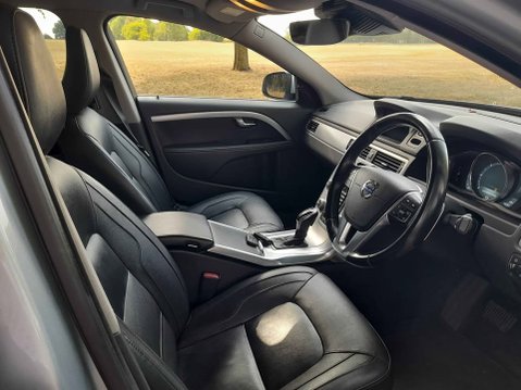 Volvo S80 D2 SE LUX 13