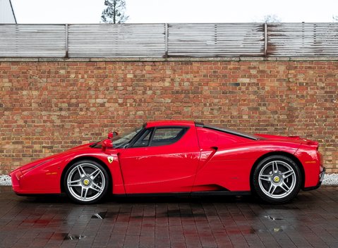 Ferrari Enzo 2