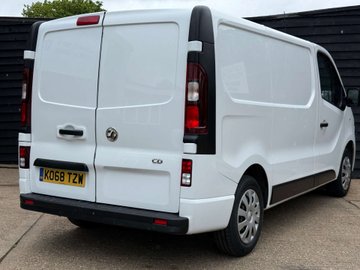 Vauxhall Vivaro 1.6 Vivaro 2700 Sportive CDTi