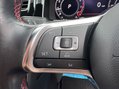 Volkswagen Golf GTI TSI DSG 54