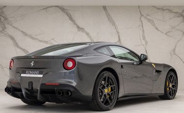 Ferrari F12 Berlinetta 7