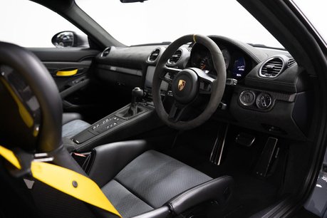 Porsche 718 Cayman 4.0 GT4 RS Coupe 2dr Petrol PDK Euro 6 (s/s) (500 ps) 6