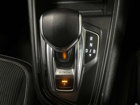 Renault Captur 1.6 Captur E-Tech Engineered PHEV Auto 5dr 32