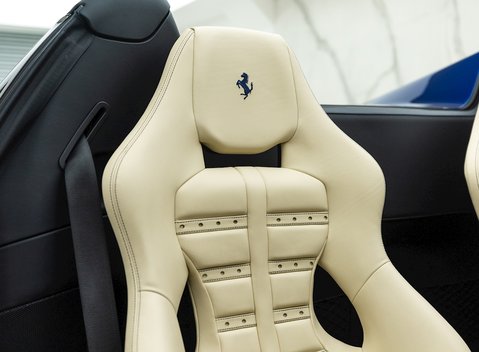 Ferrari 488 Spider 14