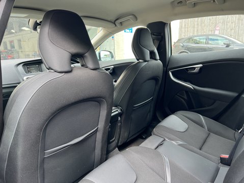 Volvo V40 1.6 D2 SE Hatchback 5dr Diesel Powershift Euro 5 (s/s) (115 ps) 11