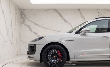 Porsche Macan GTS 27