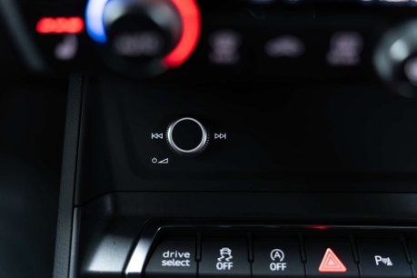 Audi RS Q3 2.5 RS Q3 Sportback TFSI Vorsprung Quattro Semi-Auto 4WD 5dr 31