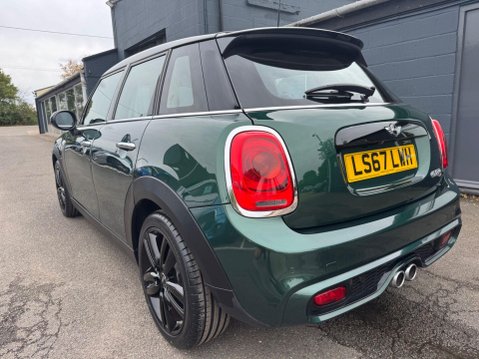 Mini Hatch COOPER S 16