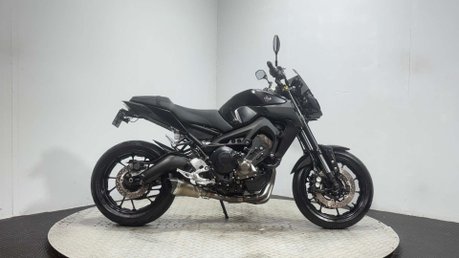 Yamaha MT-09 ABS 2020 ONLY 8K 2 OWNER AKRAPOVIC QUICKSHIFTER FSH 900CC NAKED 1