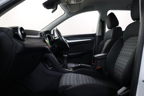 MG ZS EXCITE VTI-TECH 41