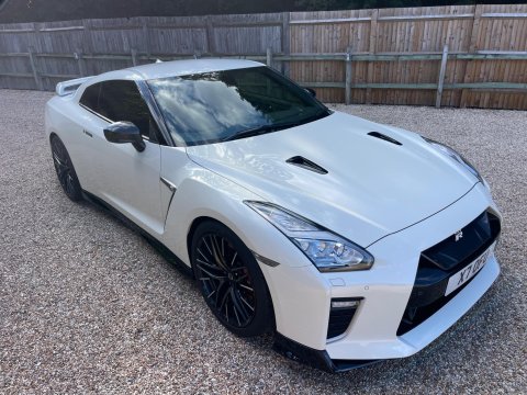 Nissan GT-R 3.8 V6 Recaro Coupe 2dr Petrol Auto 4WD Euro 6 (570 ps) 30