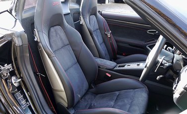 Porsche Boxster GTS 5