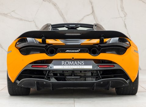 McLaren 720S Spider Performance 6