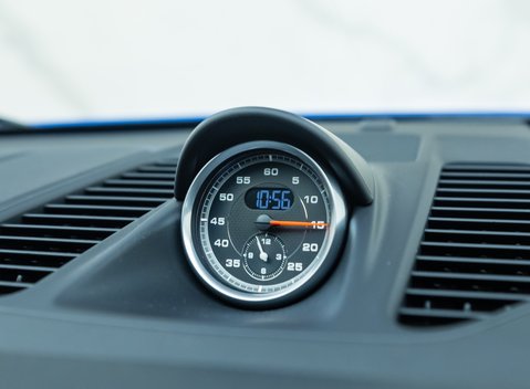 Porsche 911 Carrera 4 GTS (991.2) British Legends Edition 21