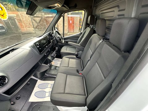Mercedes-Benz Sprinter 2.0 315 CDI Progressive RWD L3 H2 Euro 6 (s/s) 5dr 33
