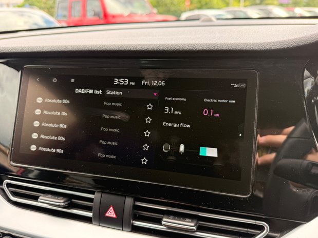 Kia Niro 3 34