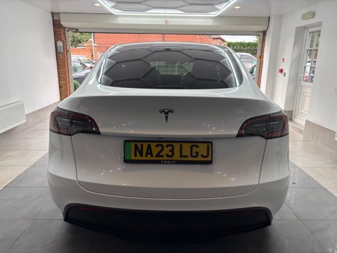 Tesla Model Y Auto RWD 5dr 7