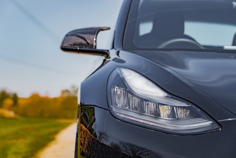 Tesla Model 3 PERFORMANCE AWD 21