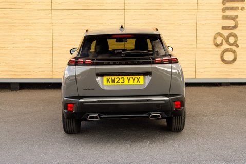Peugeot 2008 PURETECH EAT8 S/S ALLURE 6
