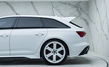 Audi RS6 GT 52