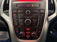 Vauxhall Astra GTC 1.7 CDTi ecoFLEX 109g SRi Euro 5 (s/s) 3dr 34