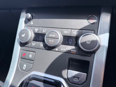 Land Rover Range Rover Evoque 2.0 TD4 SE TECH 17