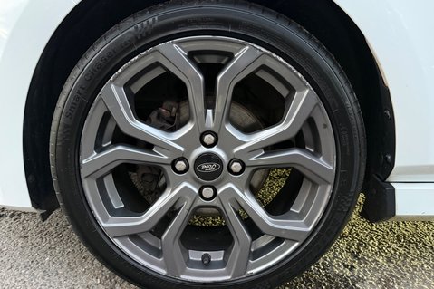 Ford Fiesta ST-LINE EDITION - 2 OWNERS - APPLE CAR PLAY - SERVICE HISTORY 46