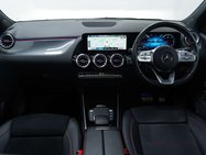Mercedes-Benz GLA 2.0 GLA220d AMG Line (Premium Plus) SUV 5dr Diesel 8G-DCT 4MATIC Euro 6 (s/ 33