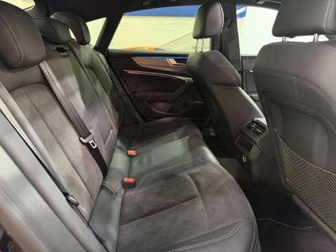 Audi A7 2.0 TDI 40 S line Sportback 5dr Diesel S Tronic quattro Euro 6 (s/s) (204 p 44