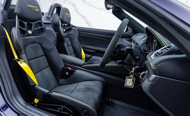 Porsche 718 Spyder RS 19