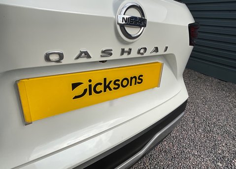 Nissan Qashqai DIG-T TEKNA MHEV 23