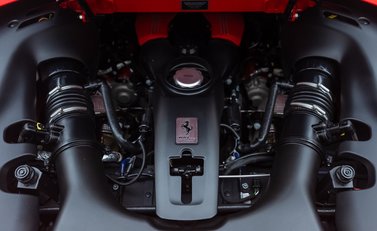 Ferrari 488 SPIDER 43