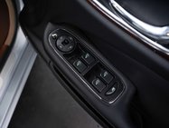 Jaguar XJ 3.0 XJ Sovereign V6 Auto 4dr 13