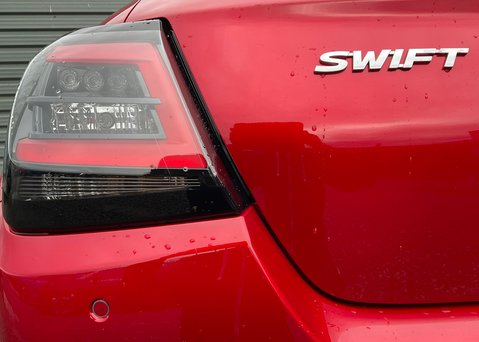 Suzuki Swift Motion 1.2 Mild Hybrid 13