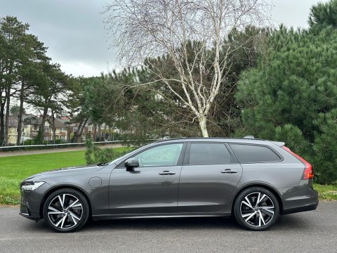 Volvo V90 2.0h T6 Recharge 11.6kWh R-Design Auto AWD Euro 6 (s/s) 5dr 11