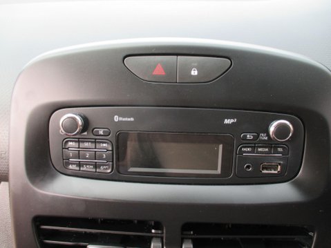 Renault Clio 1.2 16V Play Euro 6 5dr 20