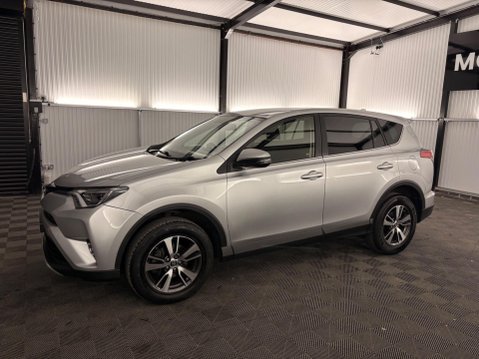Toyota Rav4 2.0 D-4D Business Edition Euro 6 (s/s) 5dr 45