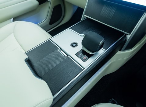 Land Rover Range Rover P460e Autobiography LWB 24