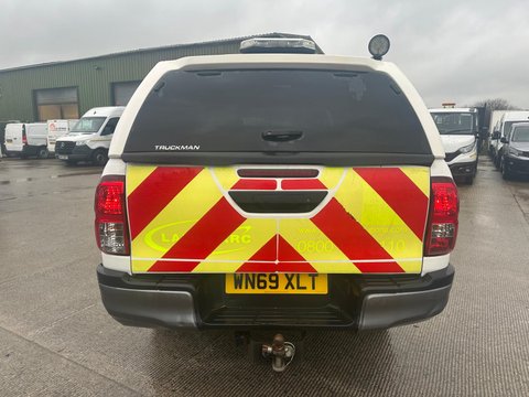 Toyota Hilux ACTIVE 4WD D-4D DCB 7