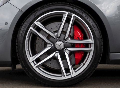 Mercedes-Benz E Class E63 S Estate 10