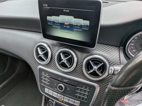 Mercedes-Benz A Class 2.1 A200d AMG Line (Premium) 7G-DCT Euro 6 (s/s) 5dr 10